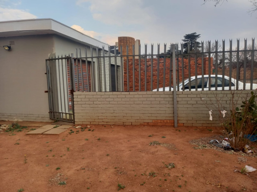 3 Bedroom Property for Sale in Manzil Park North West